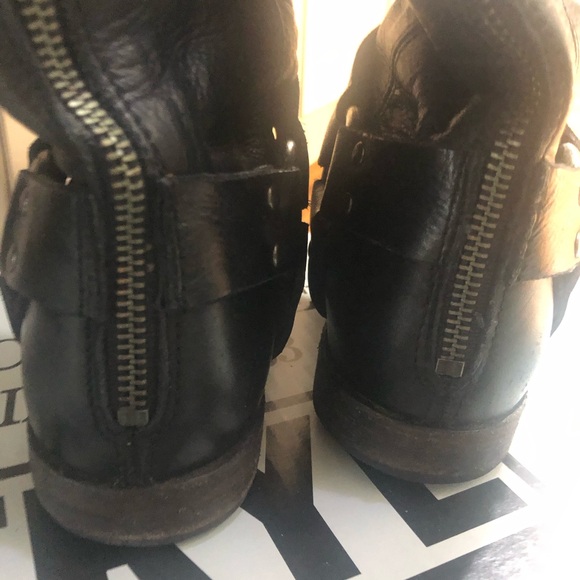 Frye Women’s Black Leather Phillip Harness Tall Boots Sz 7 - Picture 6 of 10